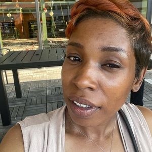 Meet your Posher, Erika